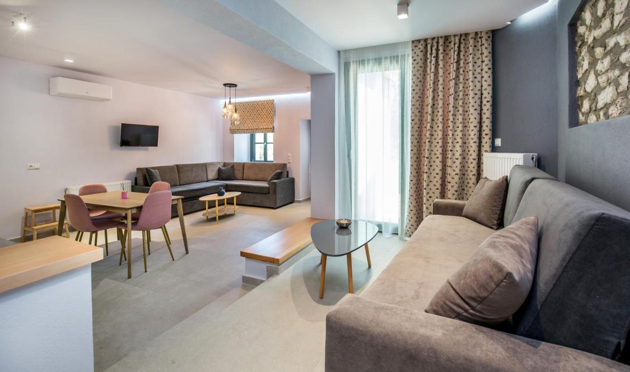 Oikos Daretsou Apartment Theologos  Luaran gambar