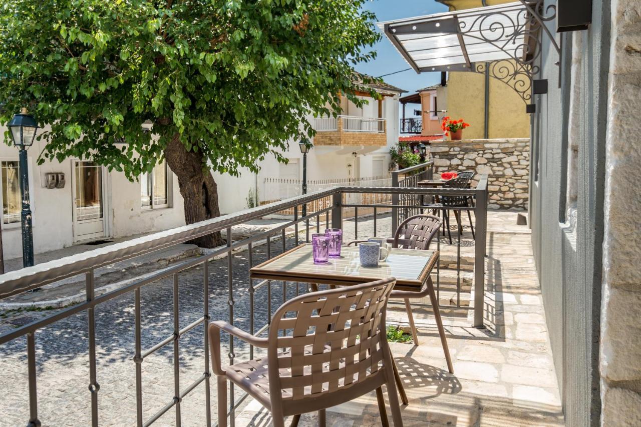 Oikos Daretsou Apartment Theologos  Luaran gambar